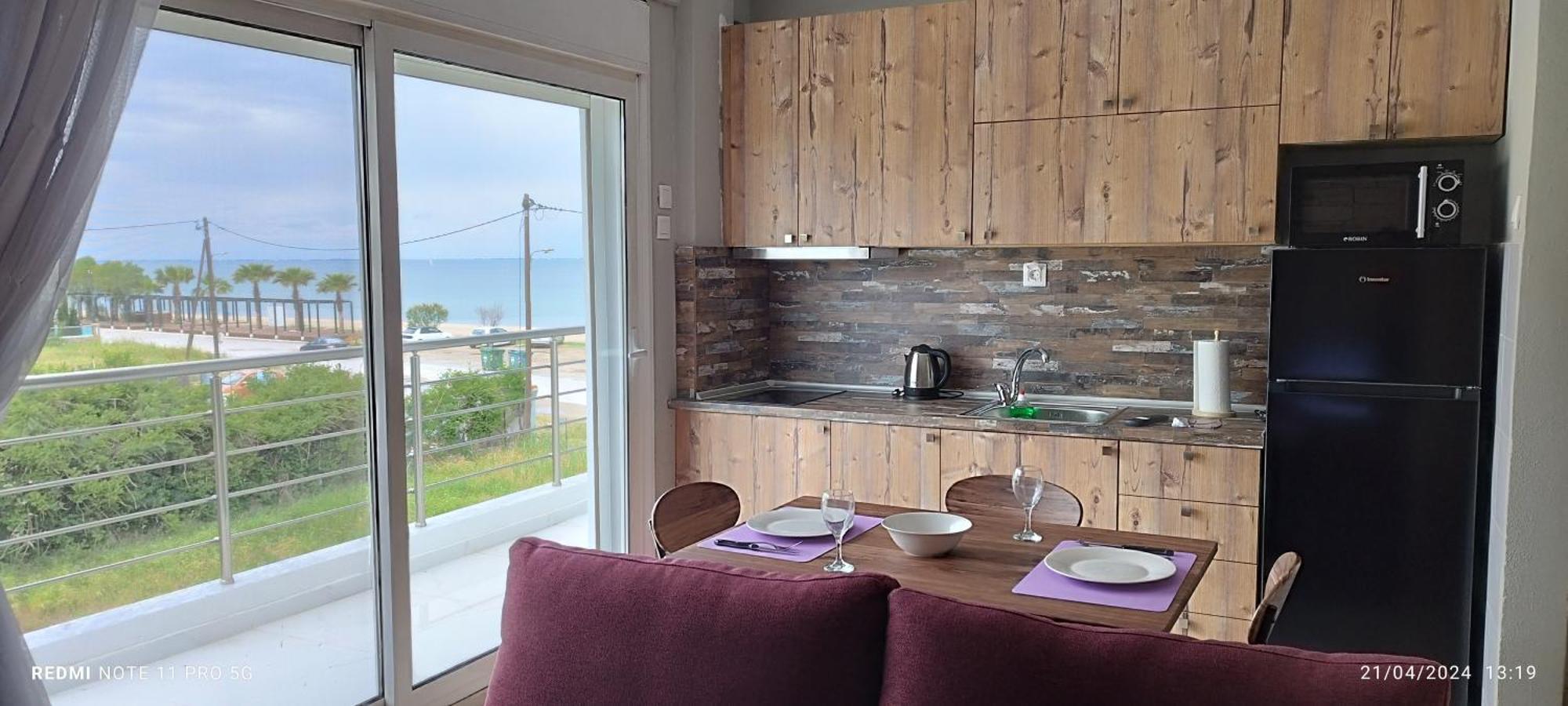 Sea Breeze Epivates Apartment Неойе Епиватай Екстериор снимка